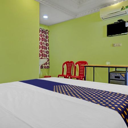 Hotel O Ss Residency Punalur Luaran gambar